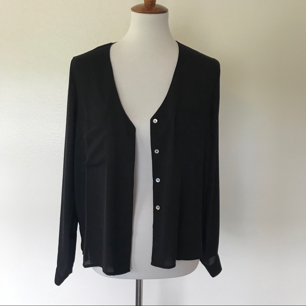 Forever 21 Black Button Up - Picture 4 of 5